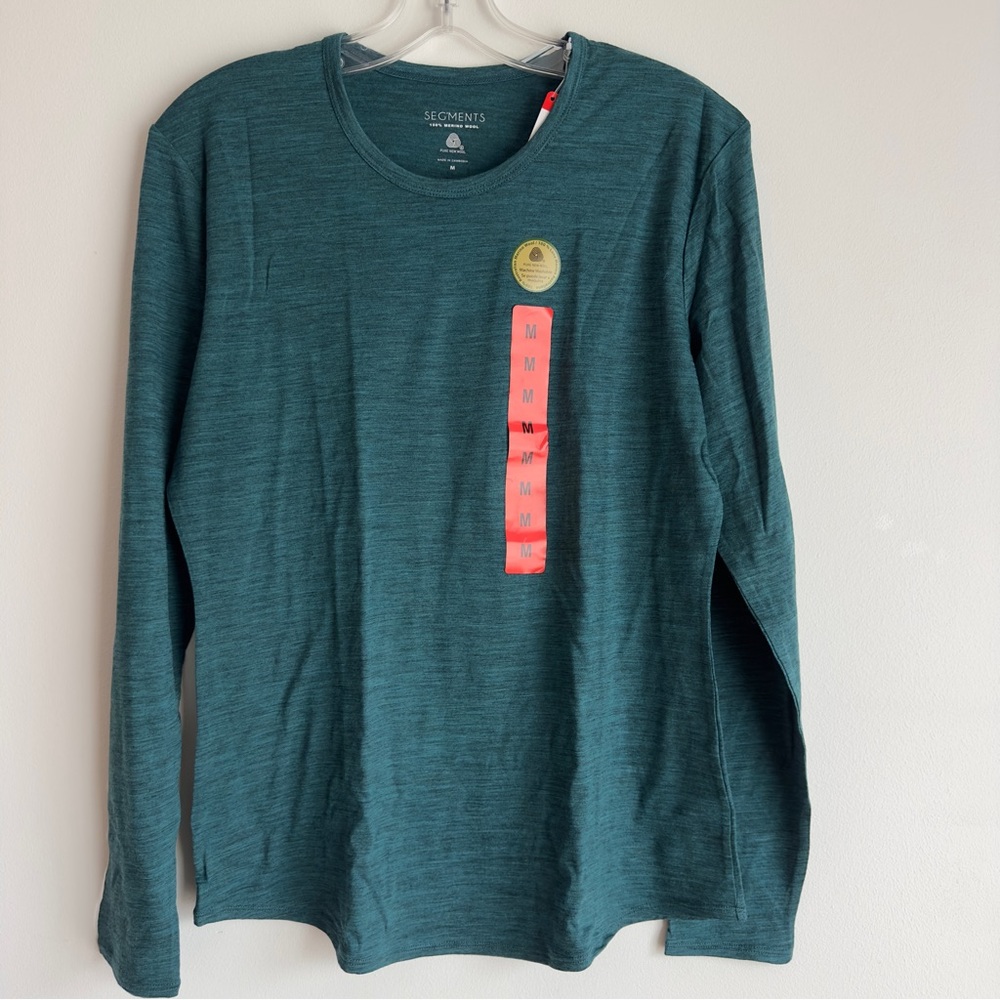NWT Seg’ments Women Merino Wool Top Base Layer M